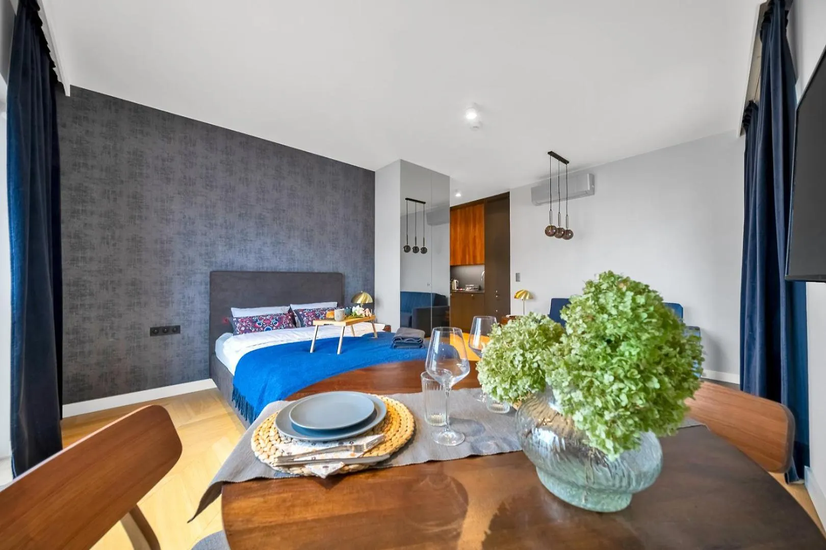 Wola Studio - Balcony, Bus&Tram Nearby - By Rentujemy Warszawa 0*,  Polska
